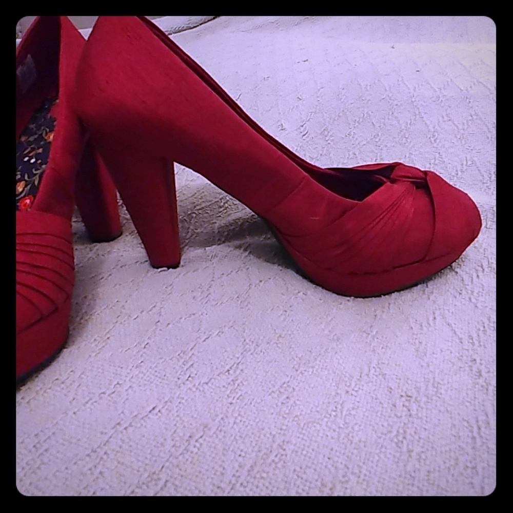 Red shoes